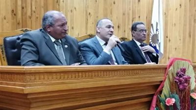 تعليم القاهرة للمعلمين الجدد: تعرفوا على حقوقكم وواجباتكم