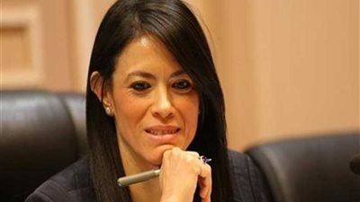 وزيرة السياحة تبحث مع شركة تسويق إلكتروني آليات جديدة للترويج السياحي لمصر