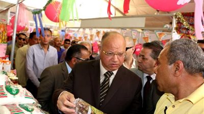 شركات حكومية وخاصة في معارض رمضان بالقاهرة