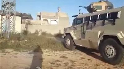 الجيش الليبى يستولى على أسلحة الميليشيات في معارك طرابلس (فيديو)