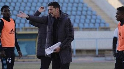 المدير الفني للاسماعيلي يرفض إراحة اللاعبين ويبدأ الاستعداد لمواجهة الاتحاد في الكأس