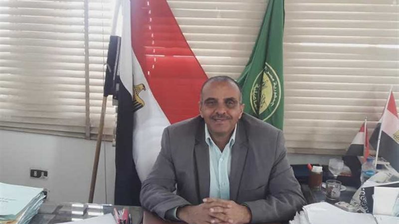 خليل ينفي شائعة ري