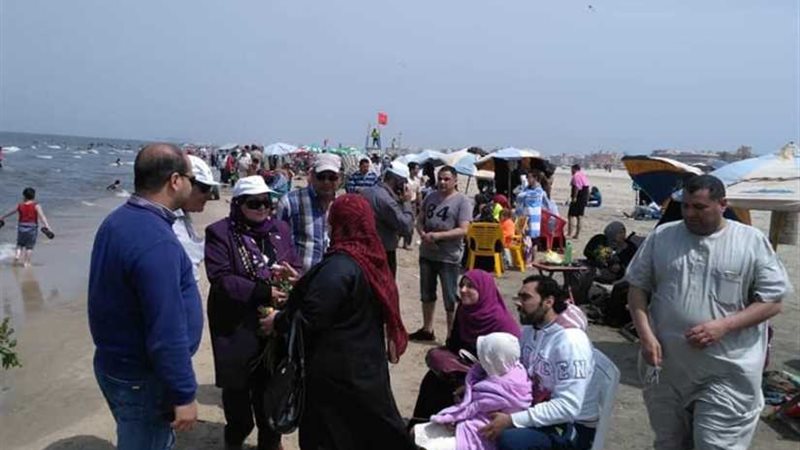 جمصة تستقبل آلاف