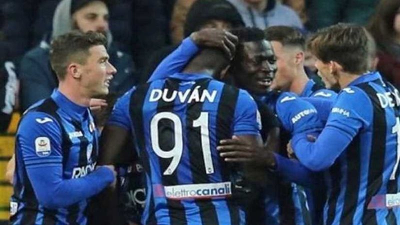 أتالانتا يفوز على