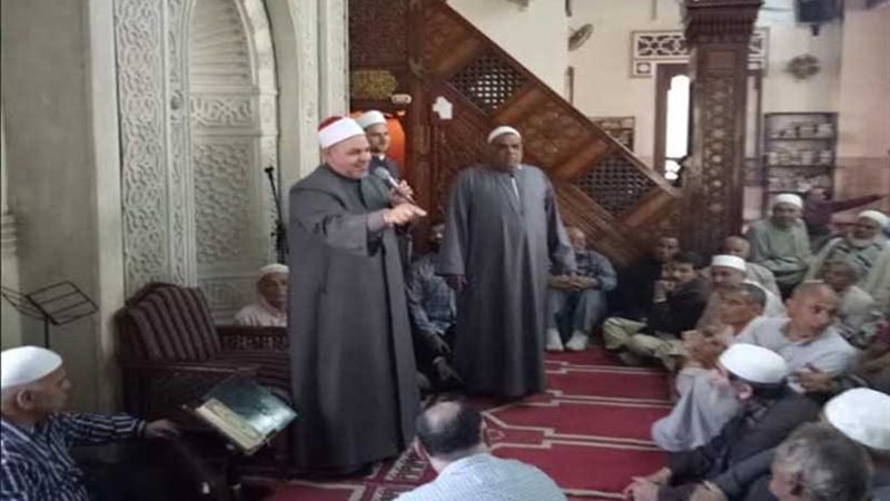 حضور مكثف من خطباء