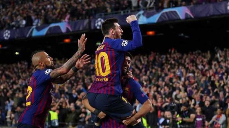 برشلونة يخطو بقوة