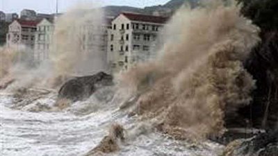 إجلاء أكثر من مليون شخص من منزلهم في الهند بسبب إعصار 