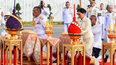بدء مراسم تتويج ملك تايلاند 