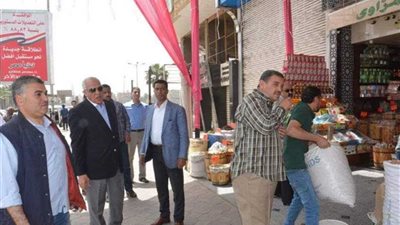 محافظ الجيزة يزيل تعديات لفروشات 