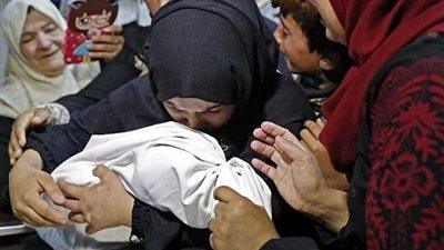 استشهاد رضيعة فلسطينية في القصف الإسرائيلي على غزة