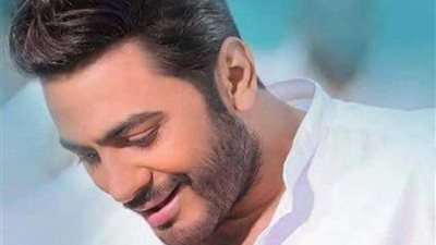 تامر حسني نجم 