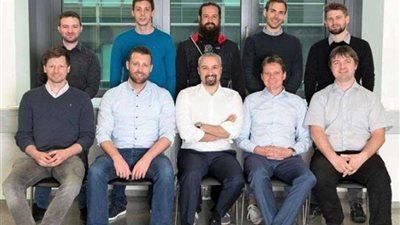 وزيرة الهجرة تهنئ مهندسًا مصريًا لحصوله على جائزة التميز في فيينا