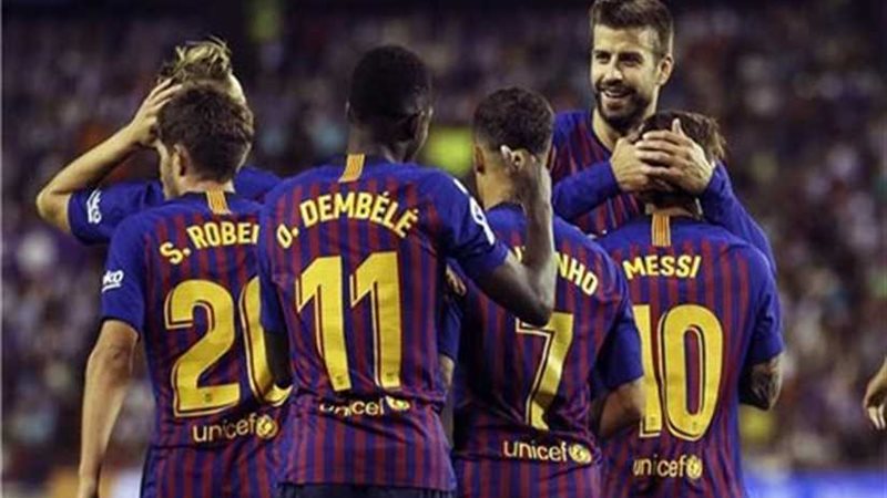 لاعبو برشلونة يسيطرون