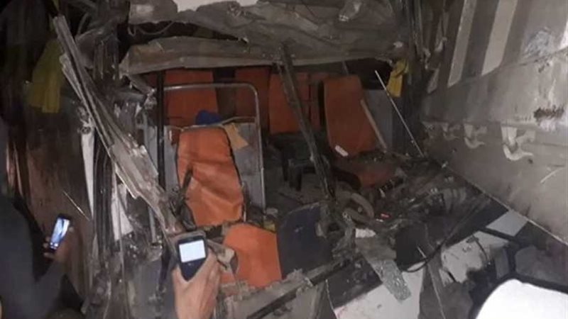 إصابة 8 أشخاص في