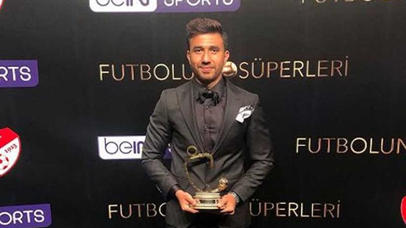 اتحاد الكرة يهنئ