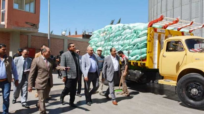 محافظ البحيرة يتفقد