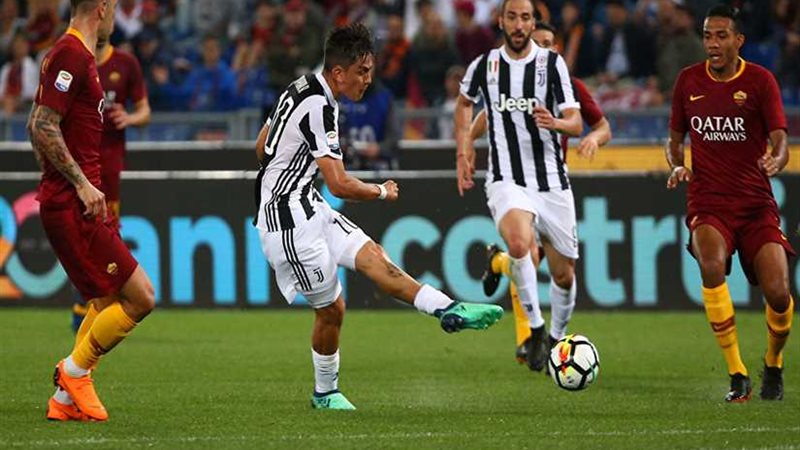 يوفنتوس يتعادل برأسية