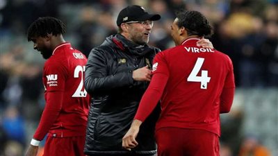 بعد استبعاد محمد صلاح.. تعرف على تشكيل ليفربول المتوقع لمواجهة برشلونة