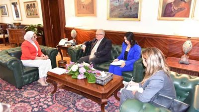 وزيرة الصحة تبحث التعاون الصحي مع السفير الإيطالي