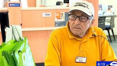 مسن في الـ 97 من عمره يرفض التخلي عن العمل! (فيديو وصور)