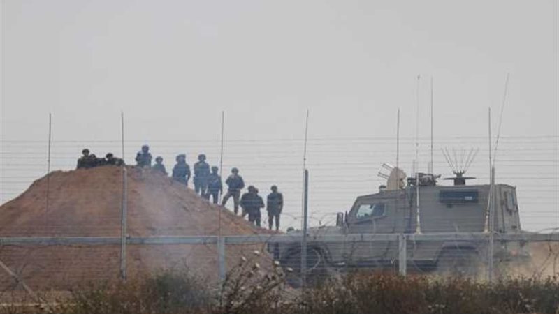 الاحتلال يوقف تزويد