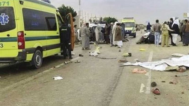 إصابة 14 شخصًا في