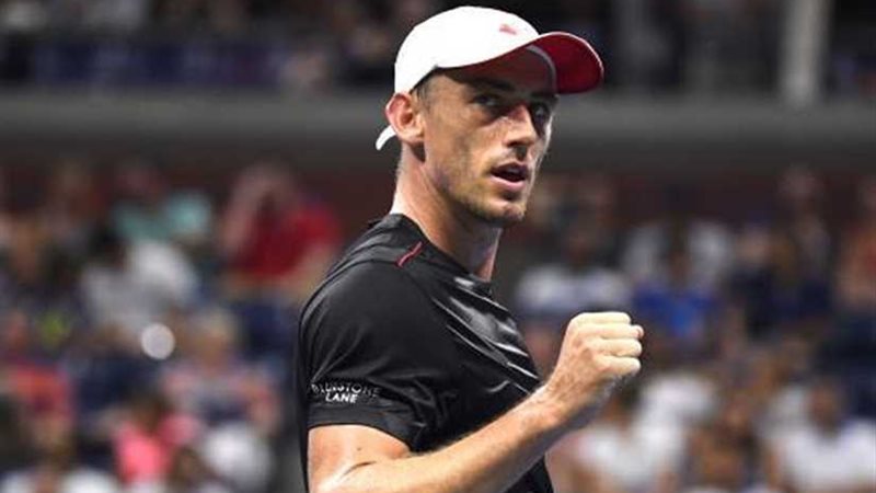 ميلمان وبيل يتاهلان