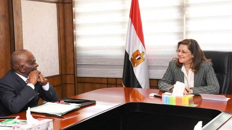 السعيد  تبحث مع سكوت