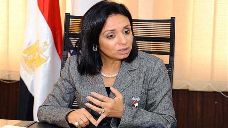 قومي المرأة يشيد