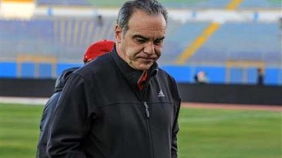 مدير الكرة في الأهلي يكشف حقيقة رحيل لاسارتي