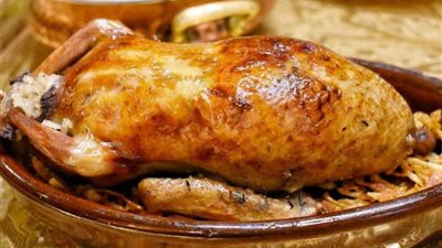 لإفطار شهي ولذيذ.. حمام محشي بالأرز والكبدة