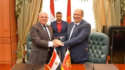 بروتوكول بين محافظة بورسعيد وهيئة التنمية الصناعية لتمليك 54 مصنعا للشباب