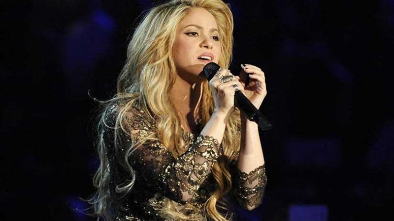 شاكيرا تعلق على خسارة