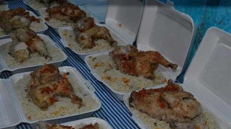 كرم المنايفة.. وجبات