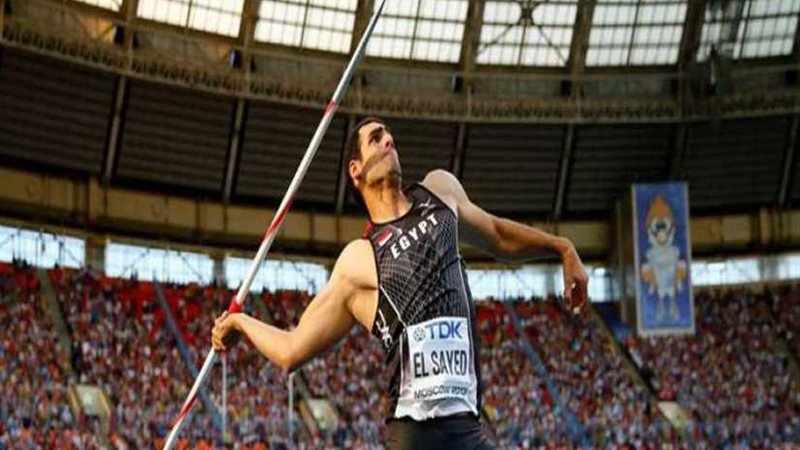 حطب يجتمع بلاعب رمي