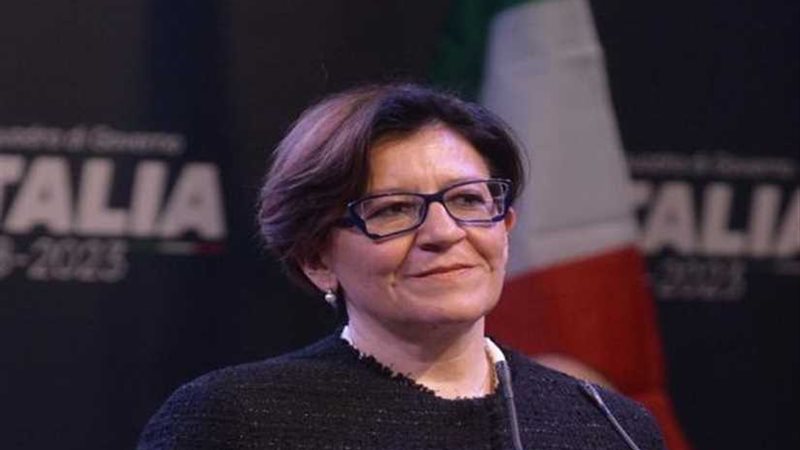 وزيرة الدفاع الايطالية: