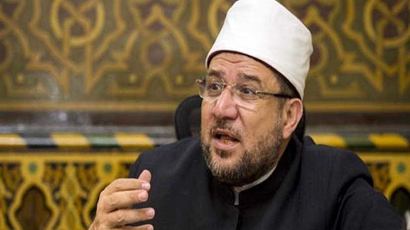 وزير الأوقاف يعتمد