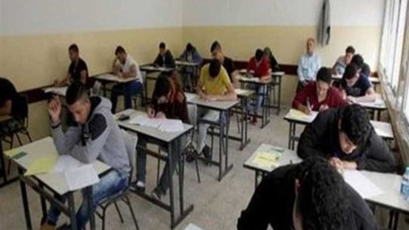 45 ألف طالب يؤدون