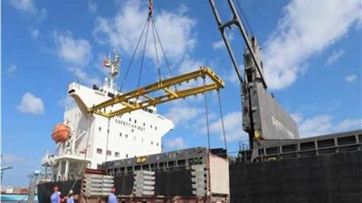 الإمارات: تعرض أربع سفن تجارية لعمليات تخريبية قرب المياه الإقليمية