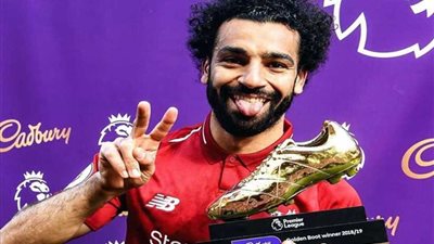 صفحة الكاف تحتفى بإنجاز هداف الدورى الإنجليزى