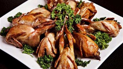 لإفطار شهي.. طريقة عمل السمان بدبس الرمان