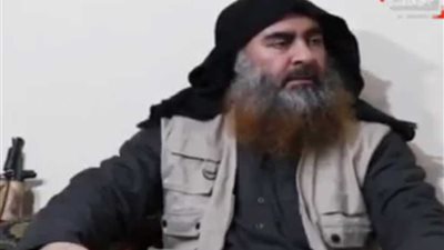 ديلى إكسبريس: طائرات بريطانية تترصد البغدادي في ليبيا (فيديو)