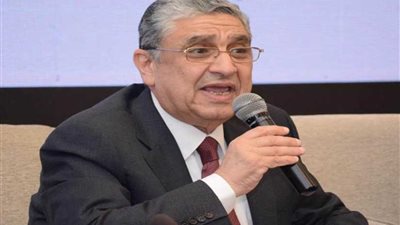 وزير الكهرباء يشكر العاملين بعد حصول المشروع النووي على جائزة عالمية