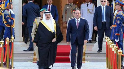 ملك البحرين يغادر القاهرة بعد لقاء الرئيس السيسي