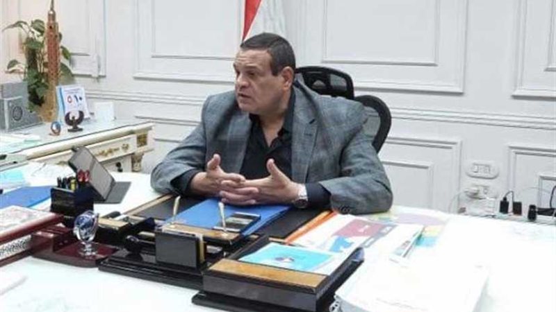 محافظ البحيرة لـبوابة