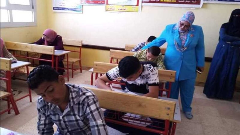 52 ألفًا و331 طالبًا