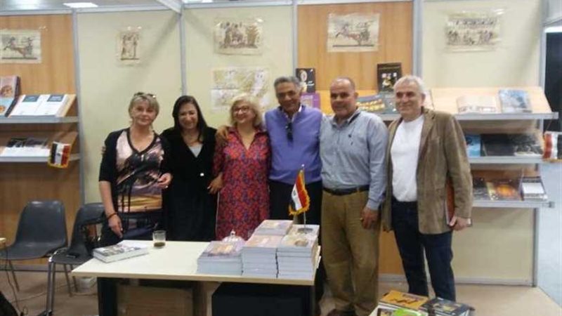 بيللا تغني بالعربية