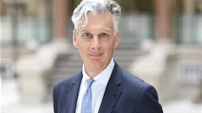 سفير بريطانيا بالقاهرة: نتطلع إلى زيادة التعاون مع الأزهر الشريف