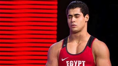 كواليس وأسرار لقاء وزير الرياضة مع البطل الأوليمبي محمد إيهابر