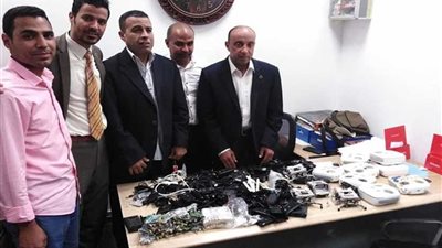 مطار برج العرب: ضبط محاولة تهريب مكونات طائرات تجسس وأدوات الاتصالات